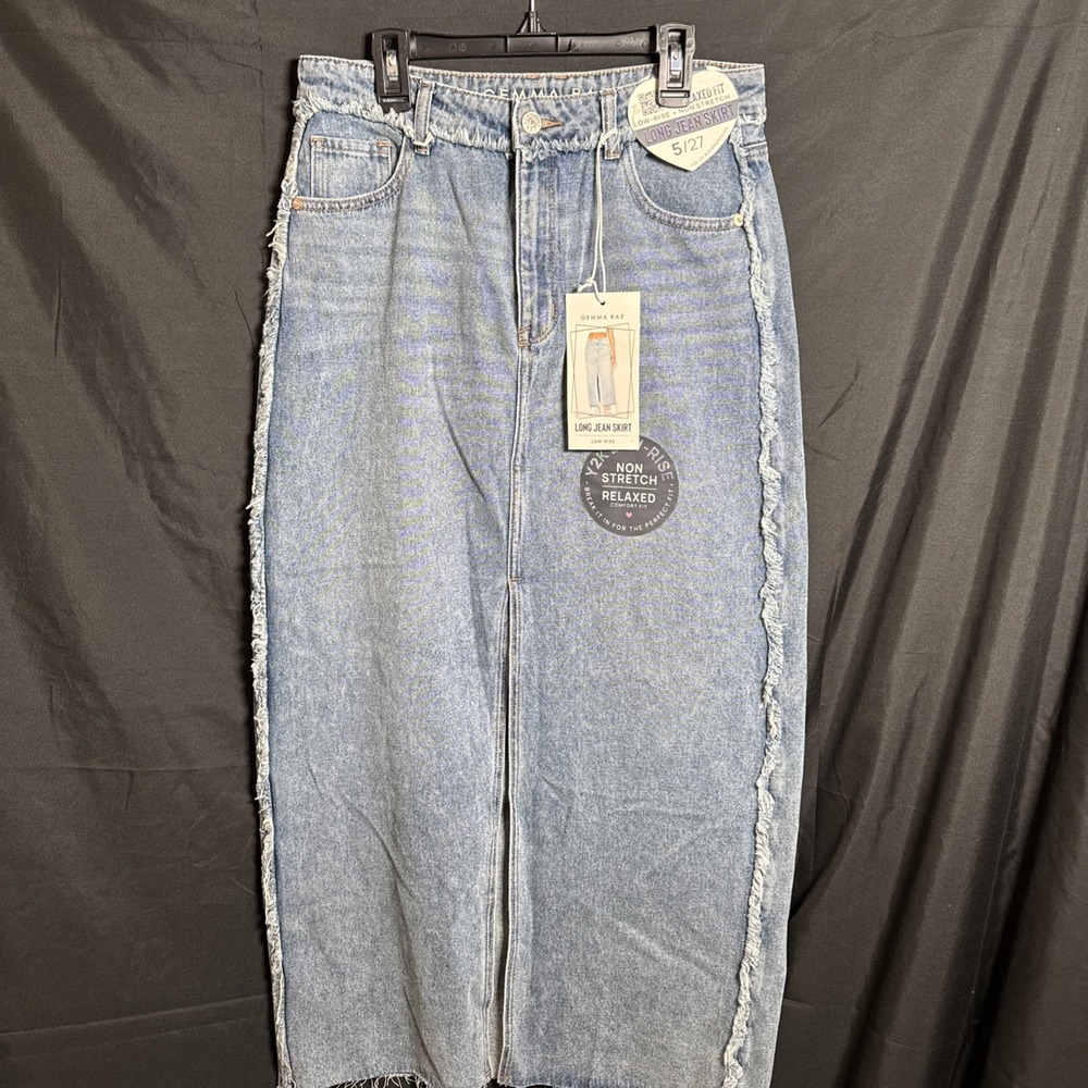 Gemma‎ Rea Denim  Blue Maxi Skirt 5/27 NWT Low  Rise Raw Hem Y2K